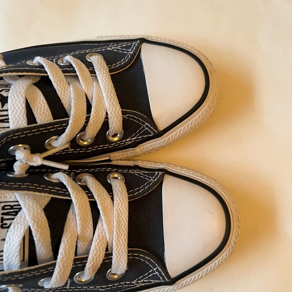 Navy Blue Converse All Star Low Rise Size 6.5 - Picture 5 of 8